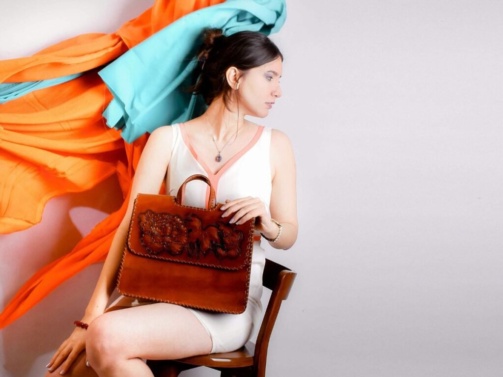 Bộ sưu tập phụ kiện thời trang năng động – Hottrends